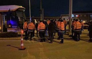 Eskişehir’de kamyon tramvaya çarptı: Seferler...