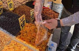 Esnaf, fırsatçılara karşı ithalat önerisinde...