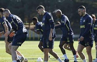 Fenerbahçe, Trabzonspor maçı hazırlıklarını...