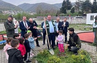 Fidanlar toprakla buluştu