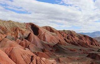 Gökkuşağı Tepeleri doğa tutkunlarını bekliyor