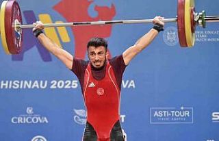 Harun Algül’den altın madalya