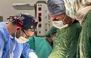 Hastanenin yeni hizmet binasında ilk sezaryen doğum...