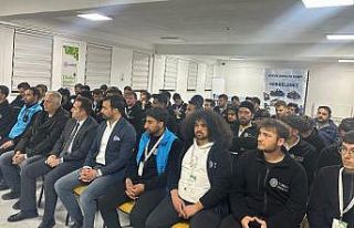 Hüyük’teki kampta gençler tarımı öğreniyor