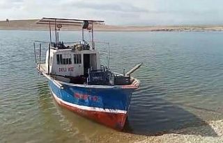 İç sularda balık avı yasağı başladı, tekneler...