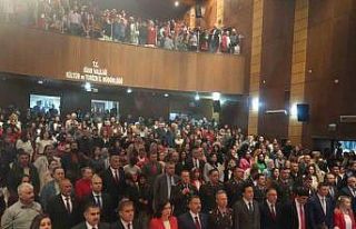 Iğdır’da yağışa rağmen aileler çocukları...