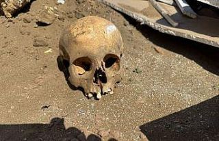 İnşaat işçilerinin bulduğu kafatası ekipleri...