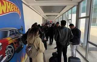 İranlılar Esendere Gümrük Kapısı’nda yoğunluk...