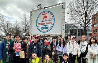 İzmirli öğrenciler, Almanya’da teknoloji fuarında...