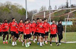 Jakirovic: "Her şey planladığımız ve öngördüğümüz...