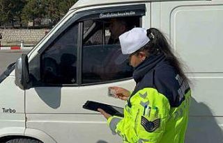 Jandarma bayram tatilinde çayrokopter ile denetimlerini...