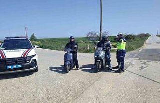 Jandarmadan trafikte sıkı denetim: 460 bin TL ceza...