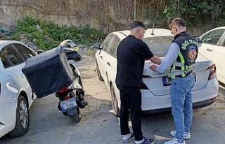 Kağıthane’de trafiğe tehlikeye düşüren motosiklet...