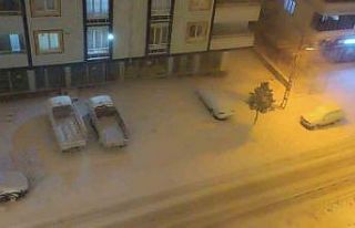 Kahramanmaraş’ın ilçelerinde nisan ayında kar...