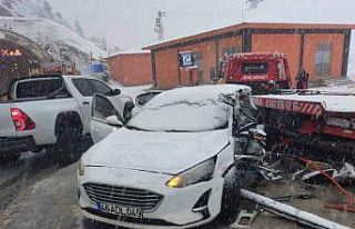 Kahramanmaraş’ta kar kazalara neden oldu: 1 ölü,...