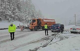 Karabük-Bartın karayolu kapatıldı