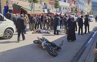 Karabük’te motosiklet yayaya çarptı: 2 yaralı
