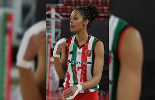 Karşıyaka Voleybol, Liset Herrera Blanco yollarını...