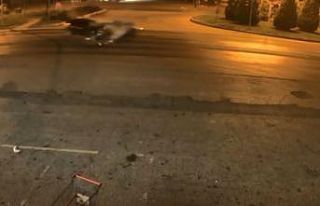 Kaza anı kamerada: 2 yaralı