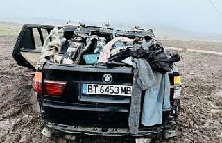 Kazada yaralanan çocuğun şoka girdiği anlar kameraya...