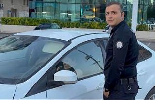 Kazaya karışan sürücü, panik yaşadı arabadan...