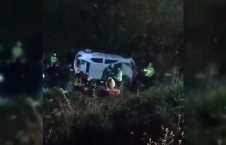 Kontrolden çıkan otomobil dere yatağına uçtu:...