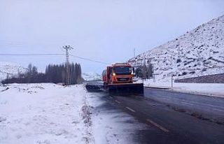 Kop Dağı’nda kar ve tipi etkili oldu