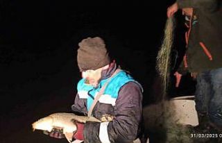 Kovada Gölü’nde gizli sazan avına gece baskını