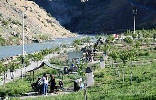 Kozluk’ta mesire alanı açıldı