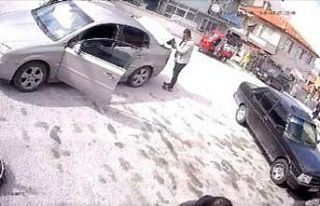 Kütahya’da el fireni çekilmeyi unutulan araç...