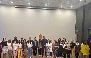 Liselilerin müzikli drama oyunu ilgi gördü