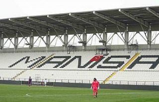 Manisa’da tribünler boş kaldı