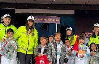 Muğla emniyetinden Kraliçe Etap’ta trafik farkındalığı...