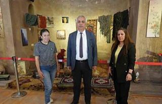 Niğde’ye özgü dokuma halılar sanatseverlerle...