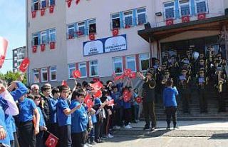 Ordu’da bin 25 öğrenci bando coşkusuna eşlik...