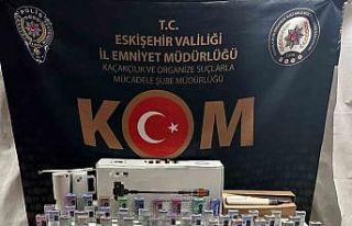 Piyasa değeri 1 milyon lira olan kaçak eşya ele...