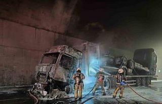 Sabiha Gökçen bağlantı yolundaki tünelde tır...