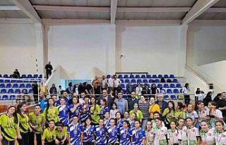 Sarıgöl’de okullar arası spor müsabakaları...