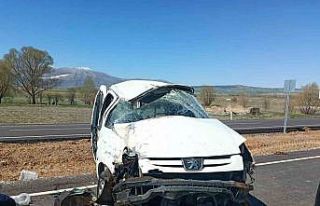 Şarkikaraağaç’ta takla atan otomobilin sürücüsü...