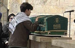 Sedefkâr Karazeybek son yolculuğuna uğurlandı