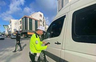 Serik’te öğrenci servisleri denetlendi