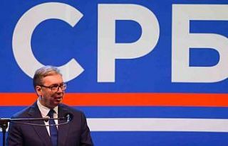 Sırbistan Cumhurbaşkanı Vucic: "Renkli devrim...