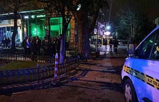 Şişli’de eğlence mekanında silahlar konuştu:...