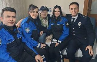 Suzan teyzeye emniyetten doğum günü sürprizi