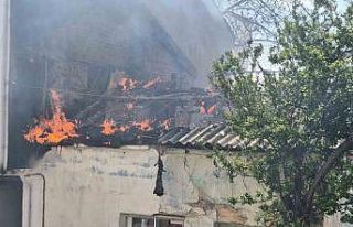 Tekirdağ’da ev alev alev yandı: Kullanılamaz...