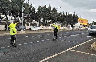 Trafik ekipleri kavşaklara denetim üssü kurdu