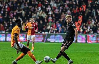 Trendyol Süper Lig: Samsunspor: 0 - Galatasaray:...