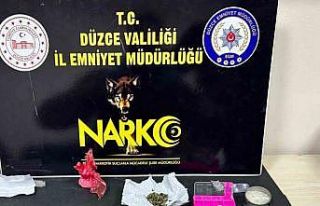 Uyuşturucuyu satan da kullanan da tutuklandı