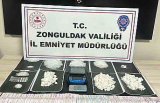 Zonguldak’ta uyuşturucu operasyonu: 755 gram metamfetamin...
