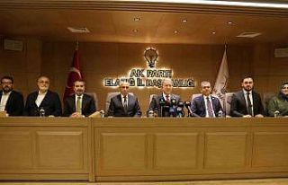 (2) TBMM Milli Savunma Komisyonu Başkanı Akar: ’’Bizim...